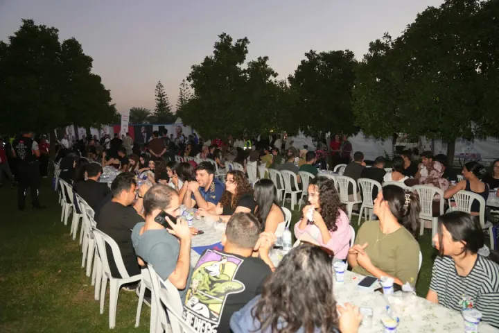 Zeydan Karalar’dan Öğrencilere Anlamlı Mesaj: “Umudumuzu ve Direncimizi Yüksek Tutacağız”