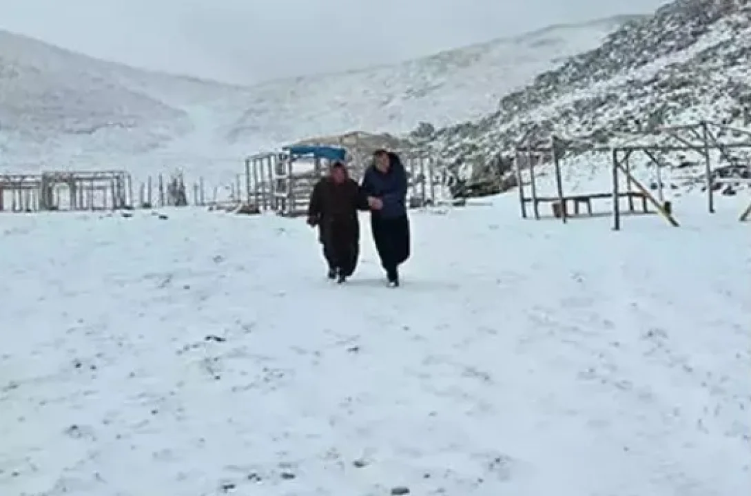 Adana’nın Dağlarında Kar Alarmı: Göçer Kadına Yardım Seferberliği