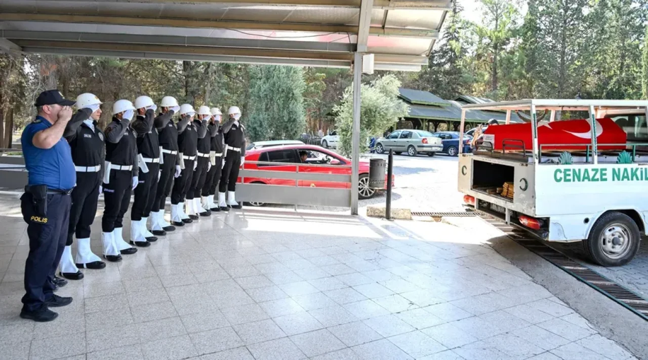 Adana, Şehit Polis Memuru İçin Tek Yürek Oldu