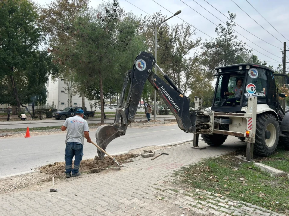 Fen İşleri Ekipleri İlçede Yoğun Mesai Yapıyor