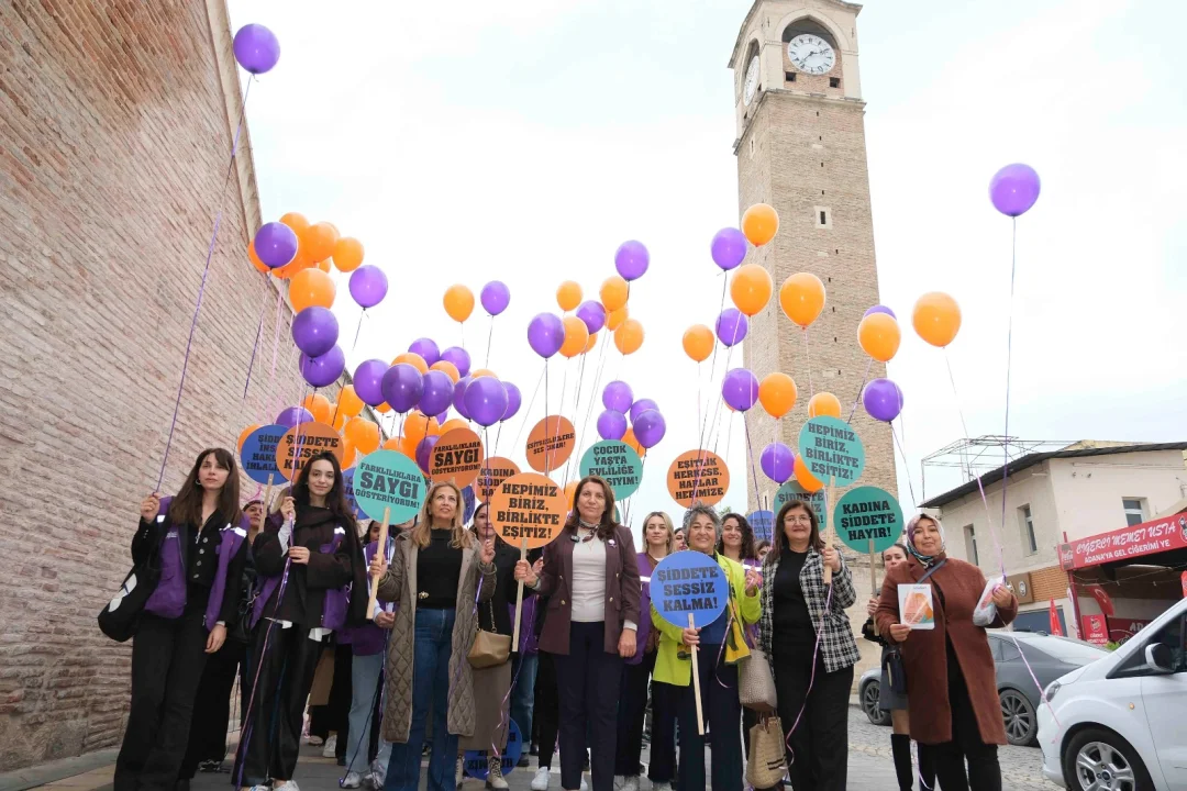 BÜYÜKŞEHİR’İN KADINA ŞİDDETE KARŞI 16 GÜNLÜK AKTİVİZM TAKVİMİ İŞLİYOR