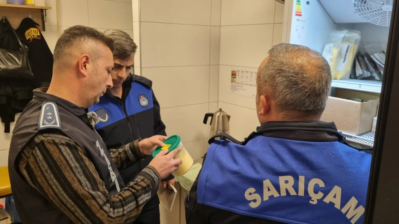 Sarıçam Belediyesi’nden İlçe Genelinde Geniş Kapsamlı Gıda Denetimi