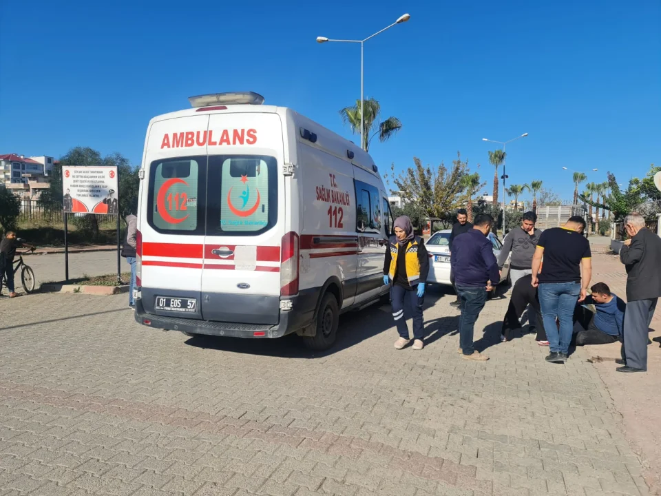 Ceyhan’da Motosikletler Kafa Kafaya Çarpıştı: 2 Yaralı