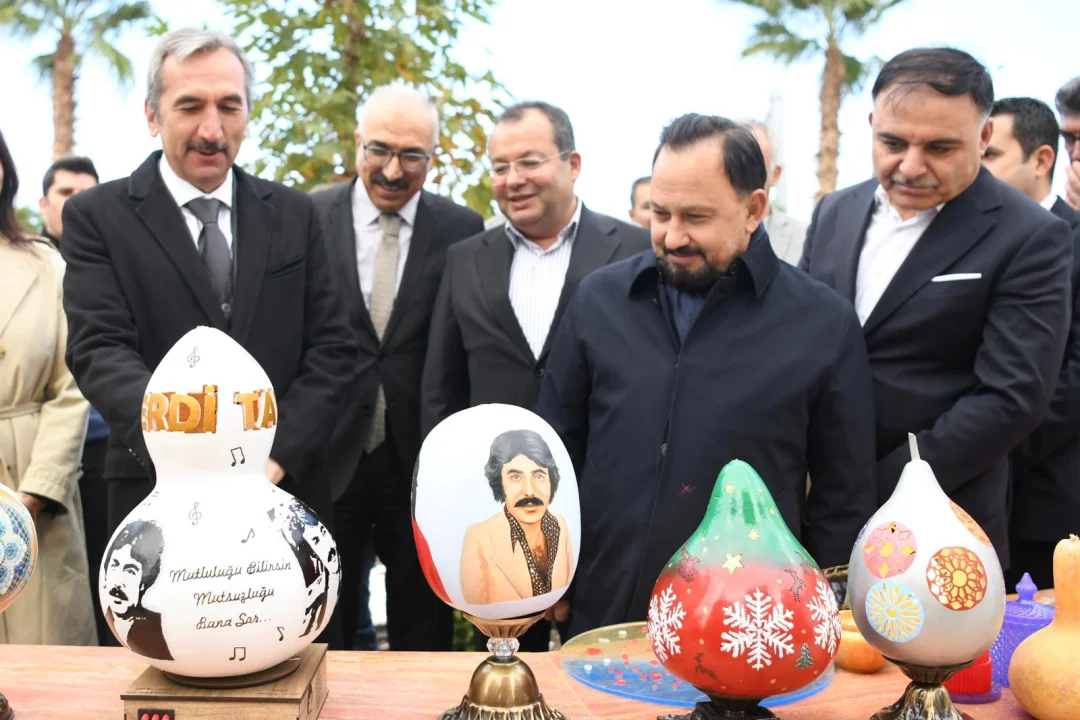 Sarıçam’da “Atıktan Sanata” Sergisi Büyük Beğeni Topladı