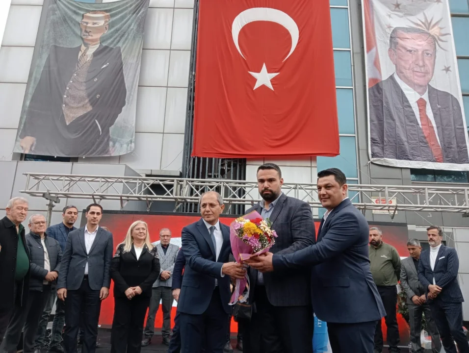 Ceyhan AK Parti’de Görev Değişimi Törenle Gerçekleşti