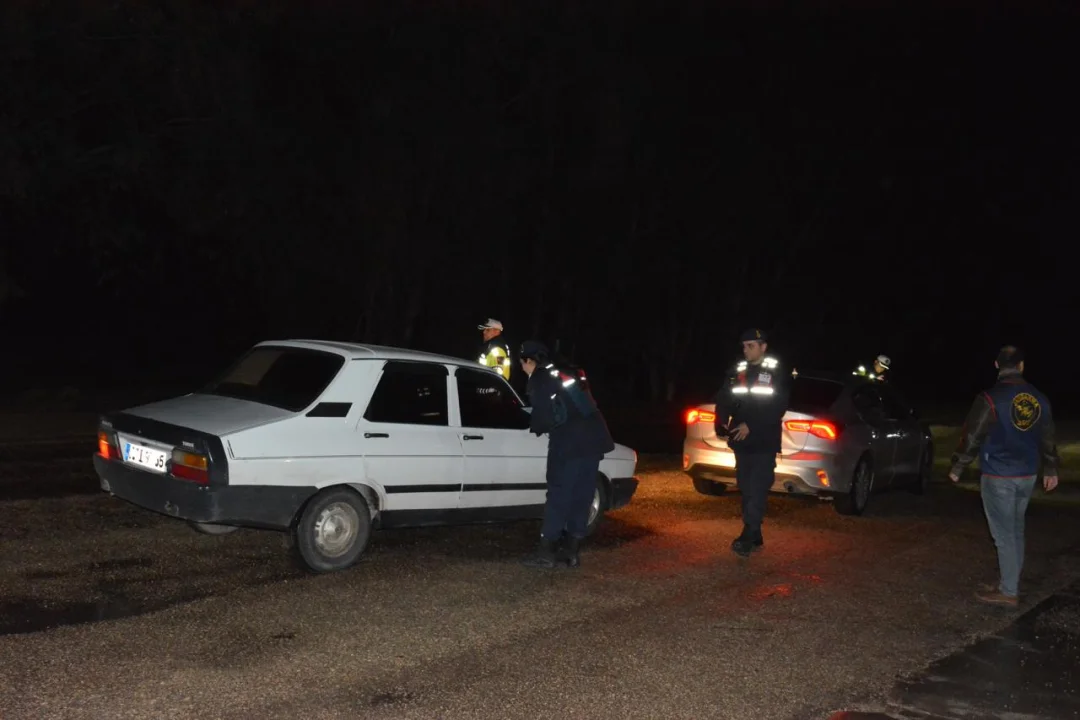 Ceyhan’da Jandarma ve Emniyete Kaymakam Denetimi: 