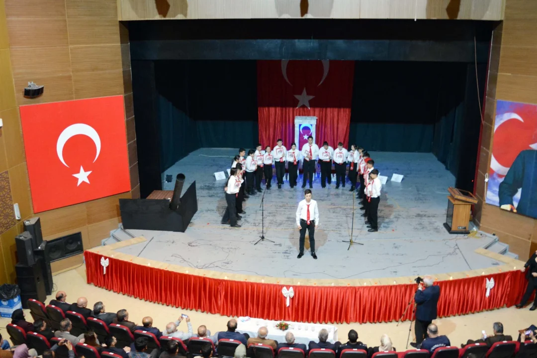 Ceyhan’da Çanakkale Ruhu: Kaymakam Kurtyemez Şehitlerimizi Minnetle Yâd Etti