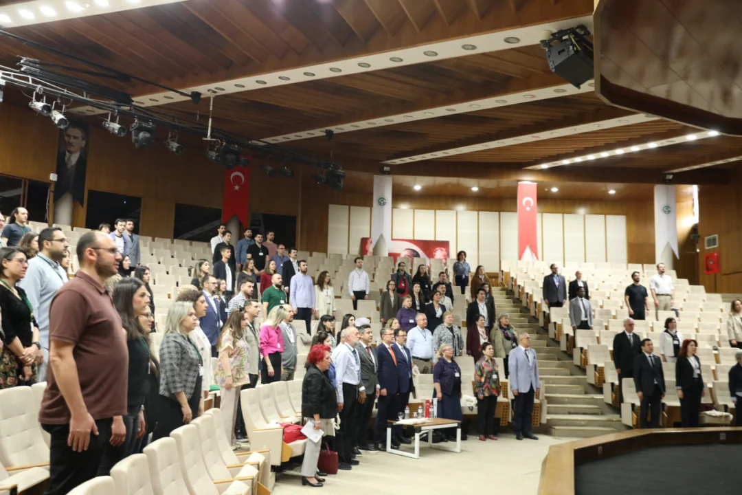 Çukurova Üniversitesi’nde Dev Zirve: Türkiye’nin Dil Kurmayları Adana’da Buluştu