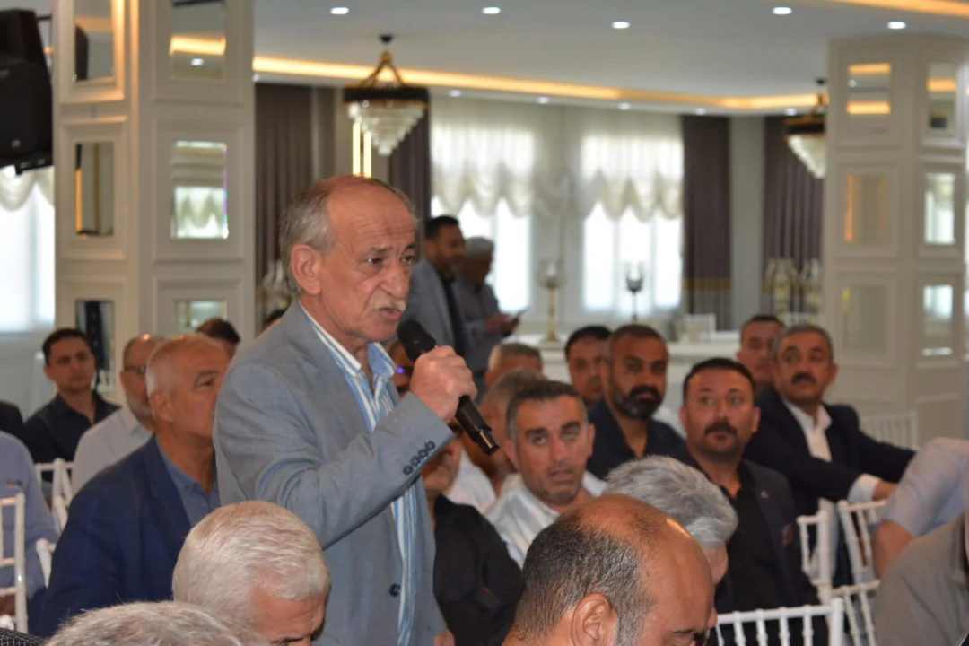 Ceyhan’da Muhtarlar Toplantısı: Sorunlar Dinlendi, Çözüm Reçeteleri Sunuldu