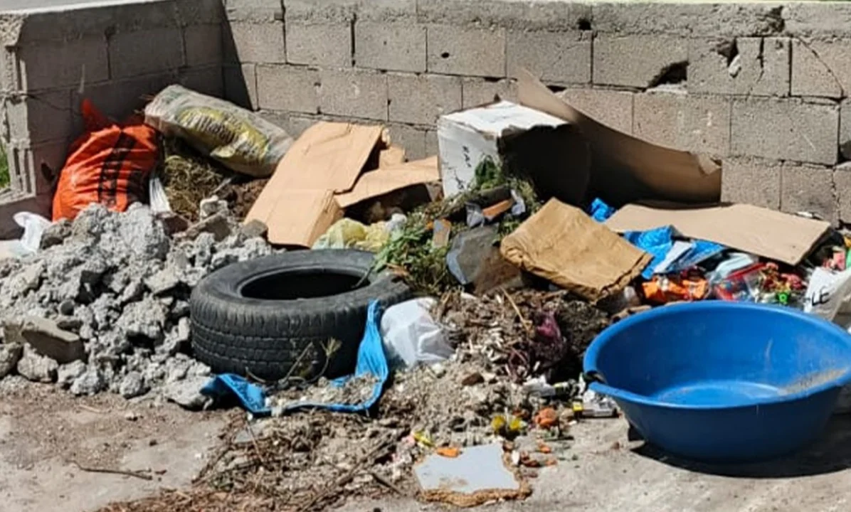 Pozantı Belediyesi’nden Çöp Konteyneri Uyarısı: Moloz ve Eski Eşyaları Sokağa Atmayın!