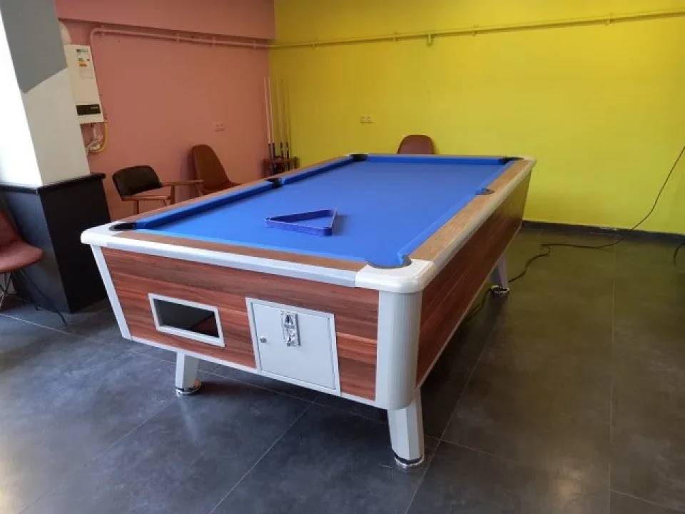 Jetonlu Bilardo Masası