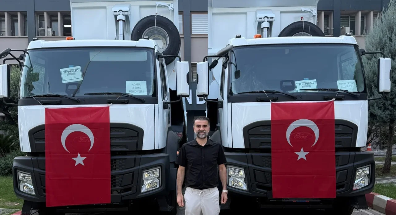 Ceyhan Belediyesi Filosunu Öz Bütçesiyle Büyütüyor: Yeni Kamyonlar Sahaya İndi