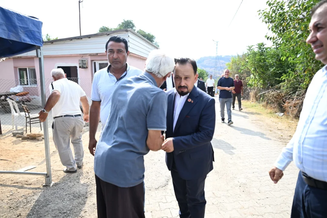 MHP Ve Sarıçam Belediyesi Yangın Bölgesinde Dertleri Dinledi, Destek Ulaştırdı