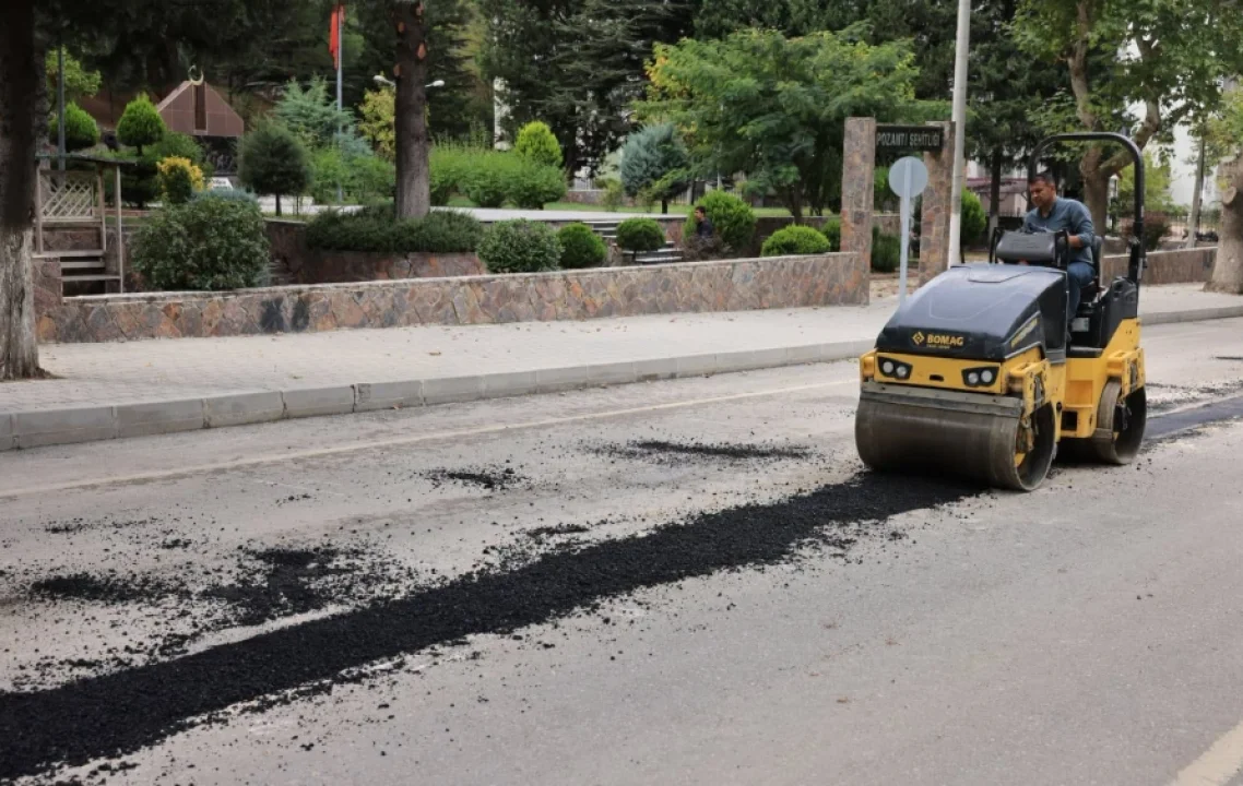 Pozantı Belediyesi’nden Doğalgaz Kazılarına Anında Müdahale: Yollar Anında Yenileniyor