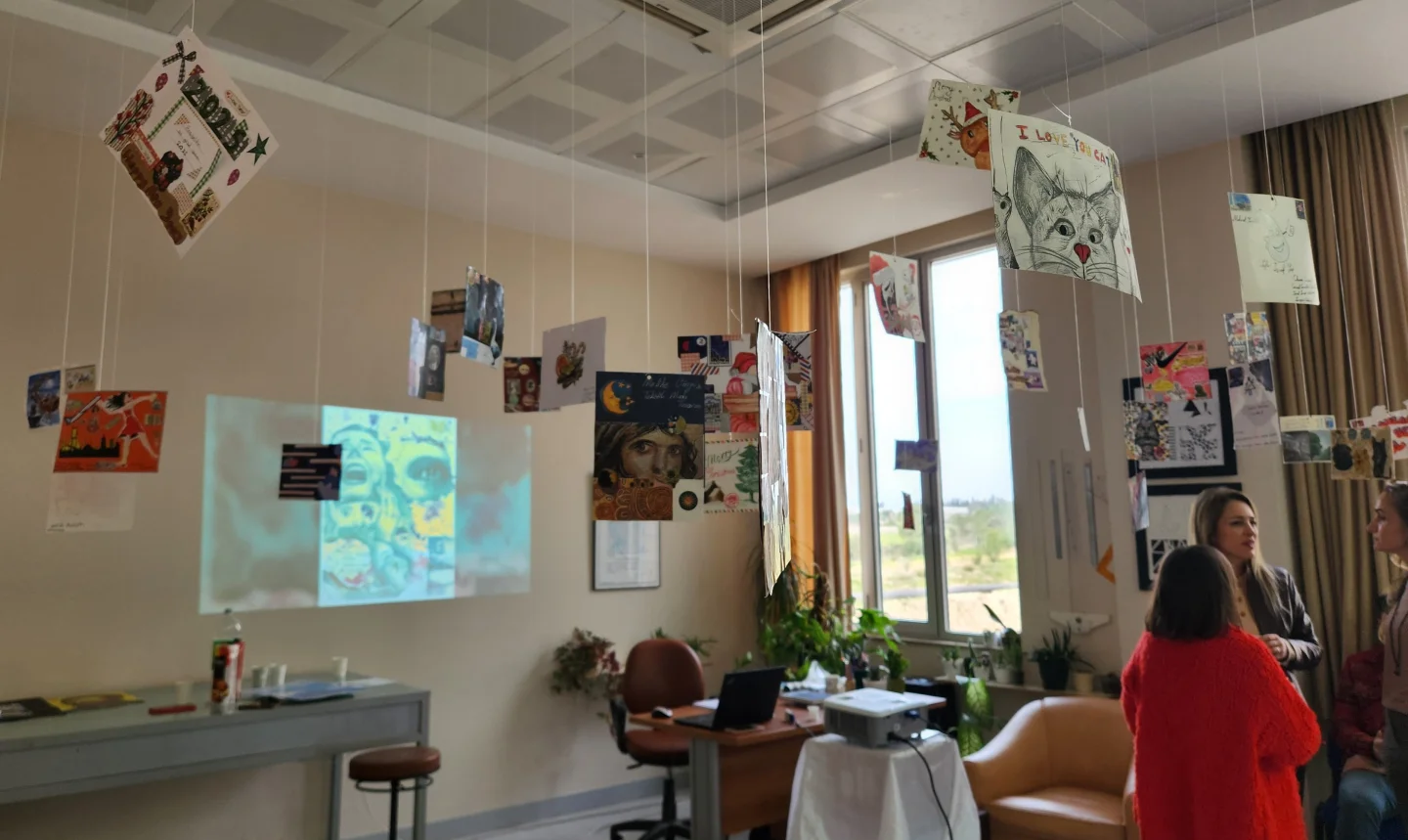 ÇÜ Güzel Sanatlar Fakültesi Öğrencilerinden Anlamlı Sergi