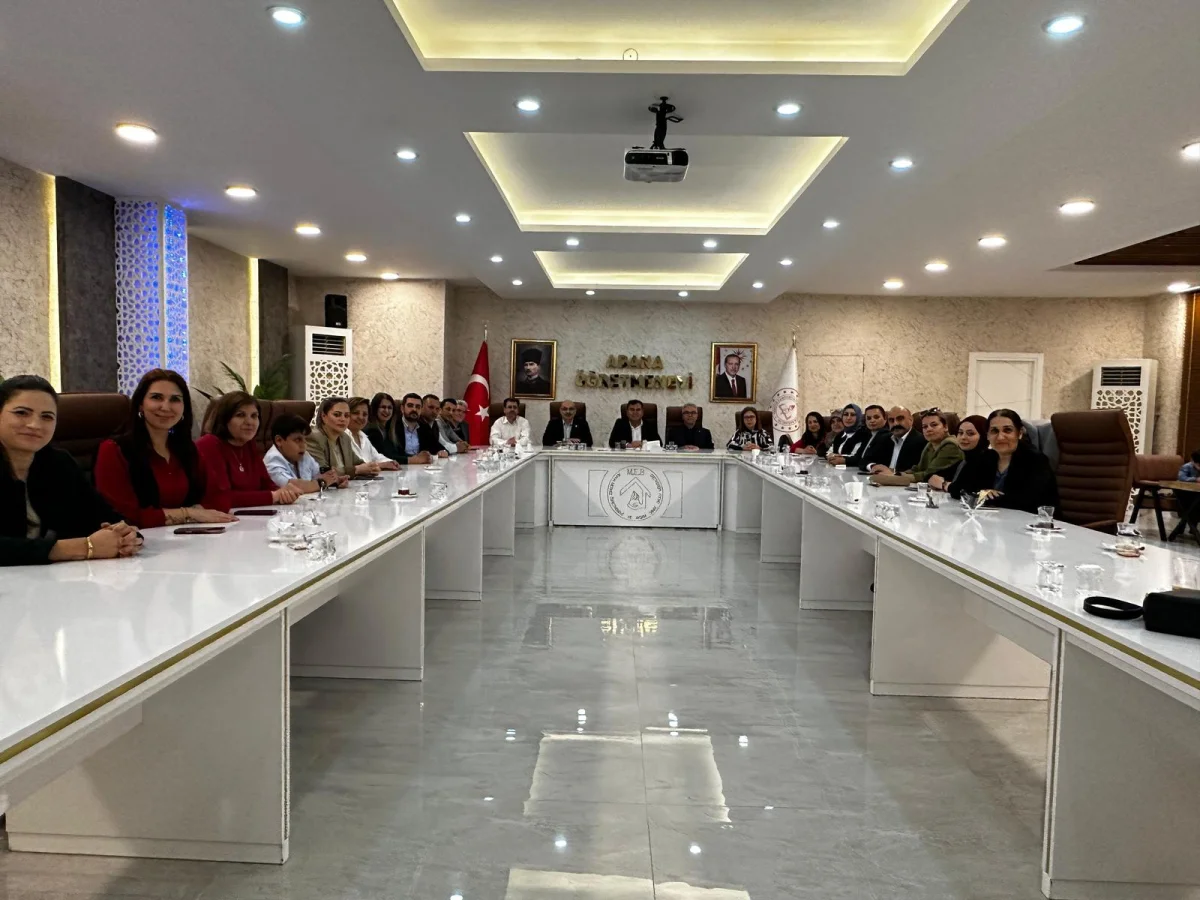 Adana’da Aileyi Korumak İçin Anayasa Değişikliği Talebi