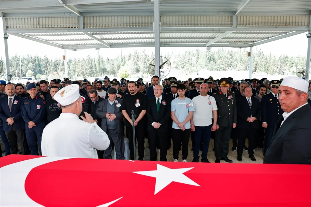 Şehit Polis Esat Koyuncu Son Yolculuğuna Uğurlandı