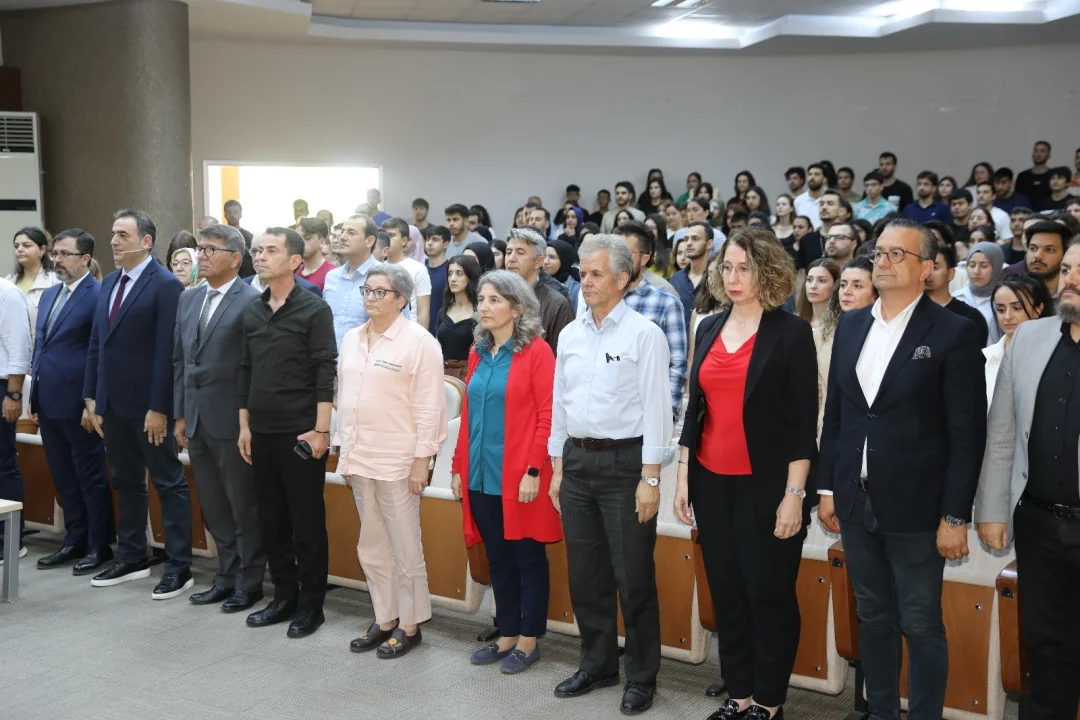 ÇÜ’de Sürdürülebilir Teknolojiler Konuşuldu: Anahtar Nano malzemeler