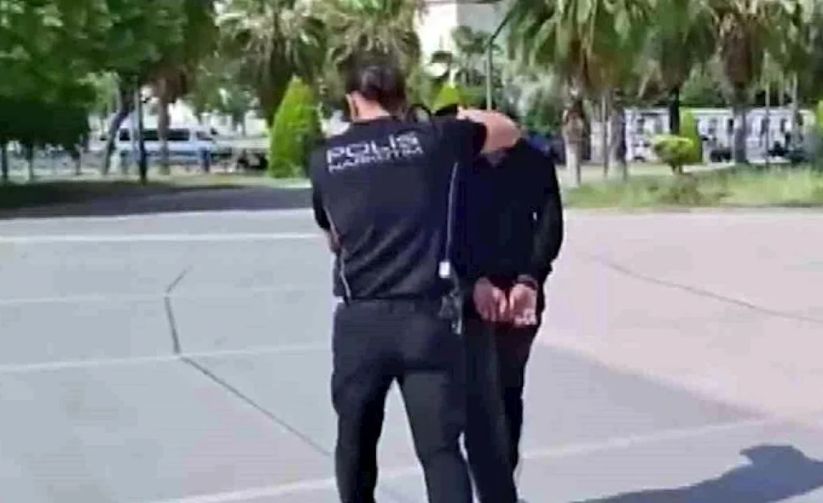 Park ve Bahçelerde Denetim: Uyuşturucu Kullananlar Tek Tek Tespit Edildi