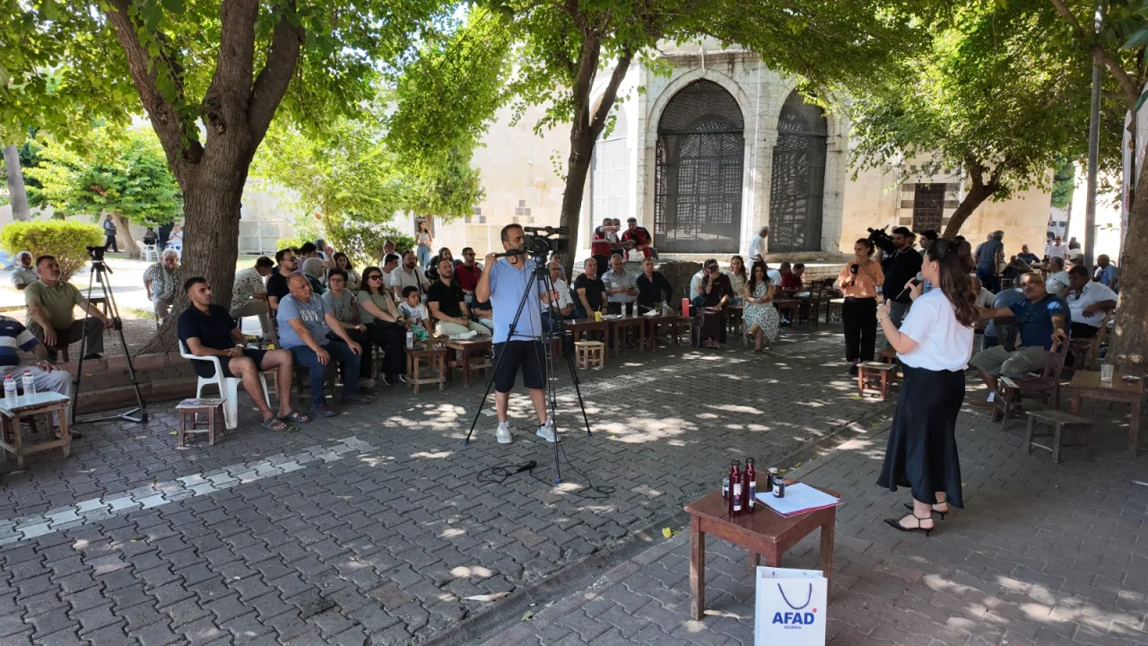 ATÜ, DünyanınEn Büyük Bilim Kafe Etkinliğine Tarihi Mekânda Ev Sahipliği Yaptı