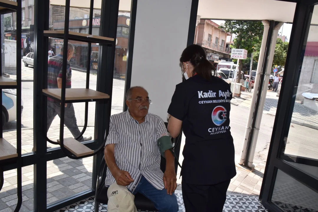 -Ceyhan Belediyesi'nden Sağlık Hizmetleri Vatandaşların Yüzünü Güldürüyor 