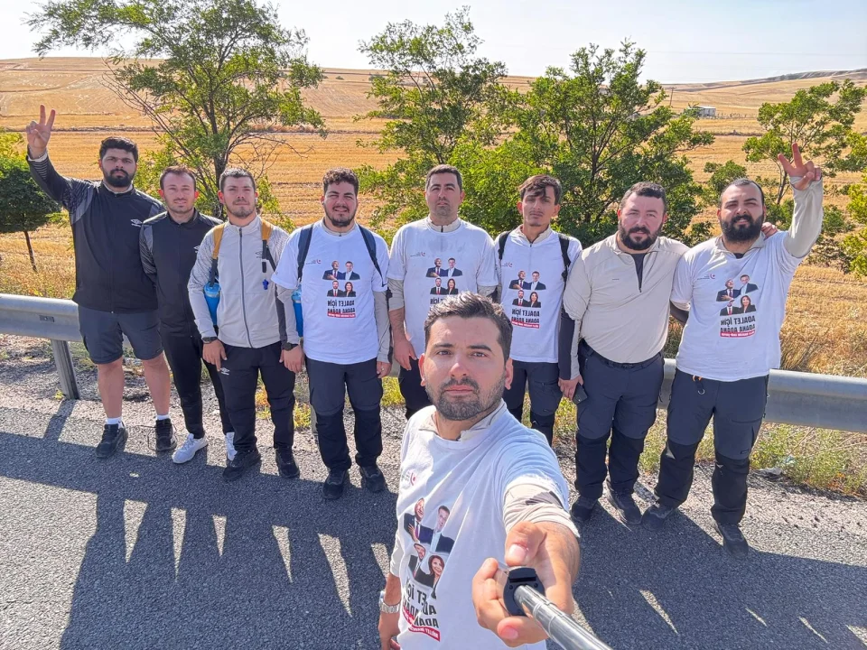 Gençlerin, Adana’dan Silivri’ye Özgürlük Yürüyüşü 17. gününde